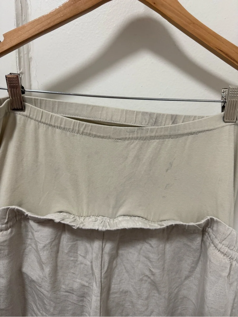 H&M beige Size L maternity linen blend pants
